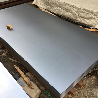Placa fría: especificaciones completas (0,4-3 mm de espesor), diversos materiales (Q235/SPCC, etc.), aspecto plateado, ampliamente utilizado en muchos campos